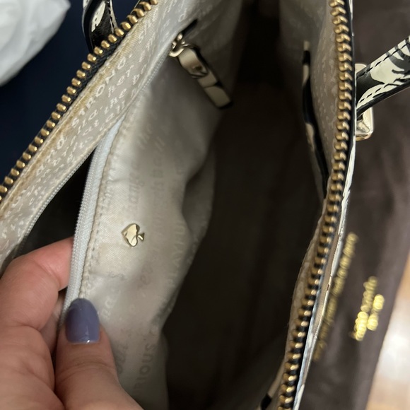 Kate Spade hand bag - Picture 2 of 3